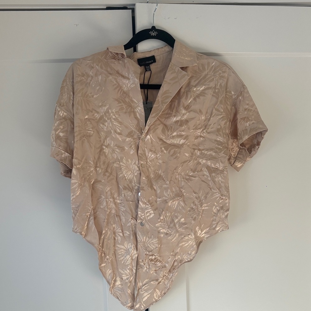 Lucy Paris Light Tan Leaf Pattern Set
